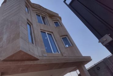 فروش ویلا استخر دار ۲۴۰ متری روبرو پلاژ امور خارجه