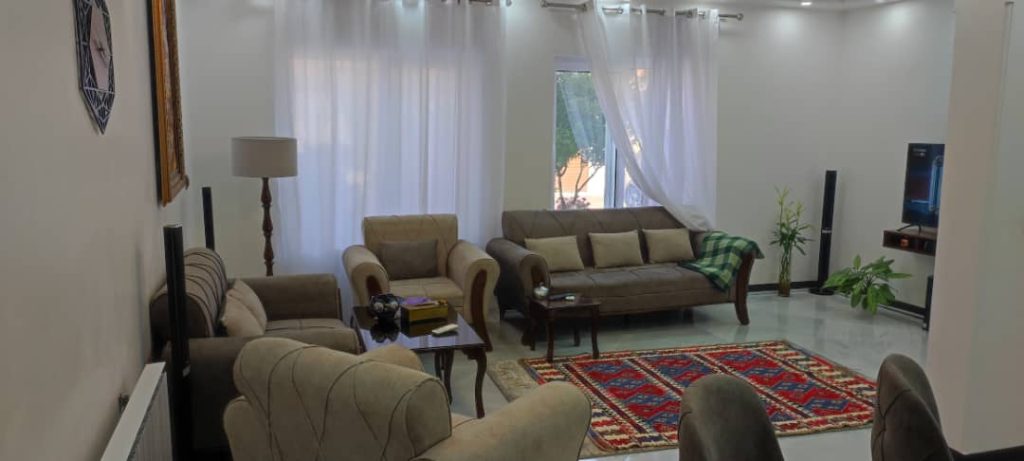 فروش خانه ویلایی ۳۲۴ متر بلوار کشاورز خیابان چمران، چمران ۶