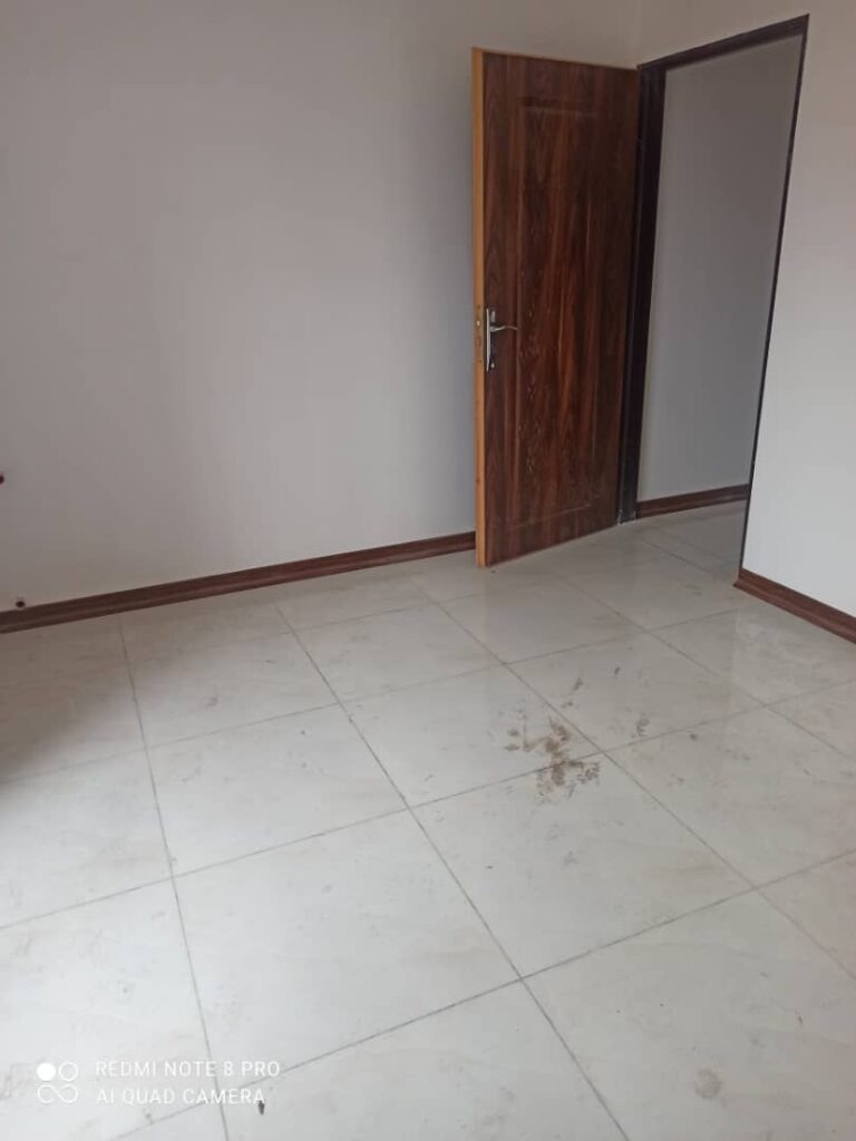 فروش آپارتمان نوساز ۱۲۰ متری بلوار خزر کوچه فرجی